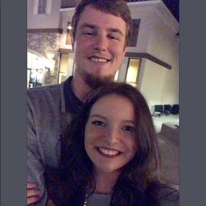 Meet your Posher, Avery